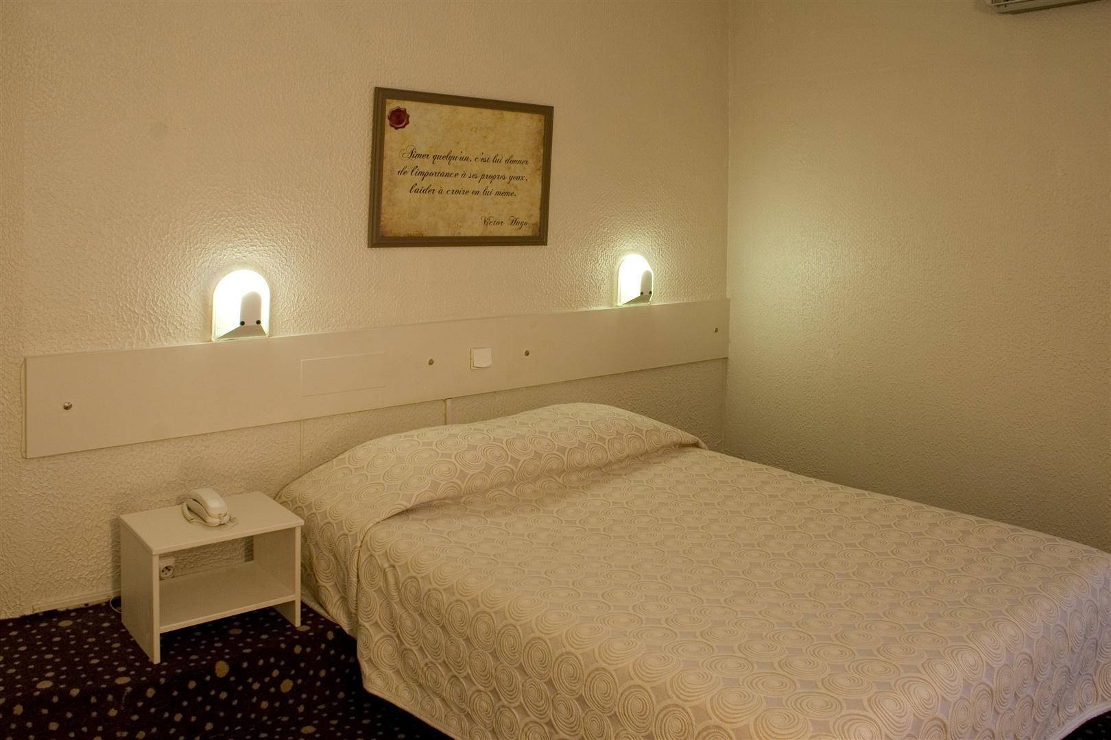 Hotel Ours Blanc - Victor Hugo Toulouse Eksteriør billede