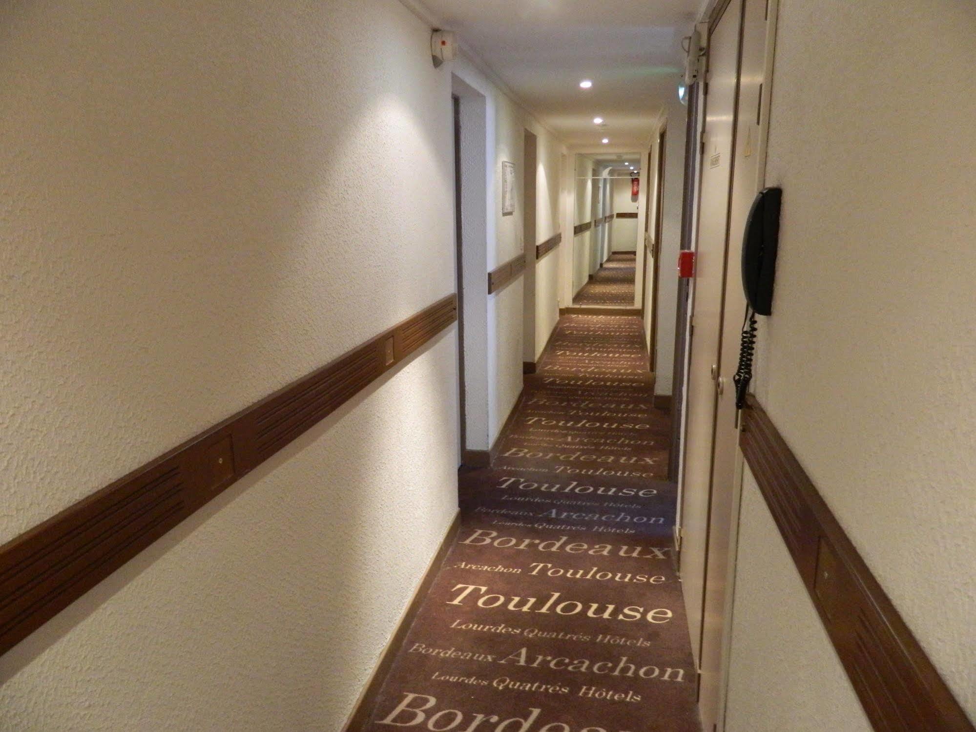 Hotel Ours Blanc - Victor Hugo Toulouse Eksteriør billede